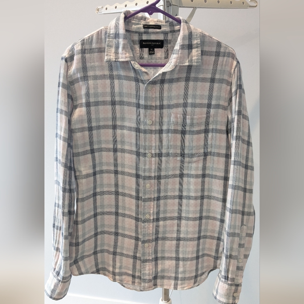 Banana Republic plaid untuck button down
